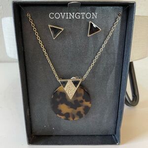 NIB Covington Matching Necklace and Earring Set